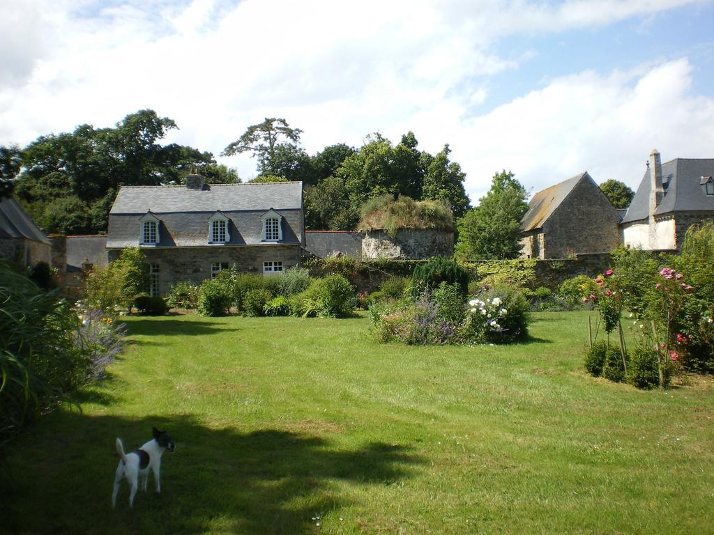Gite Du Chateau De Bonabry Hillion Номер фото